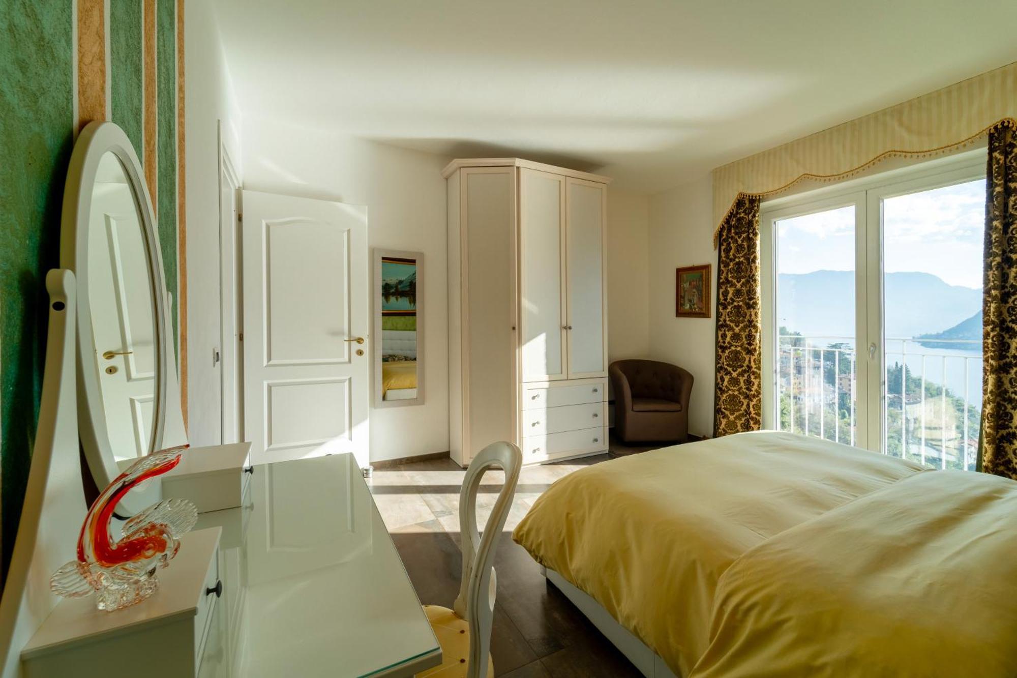 Ka' Doro With Lake View Nesso Exterior photo
